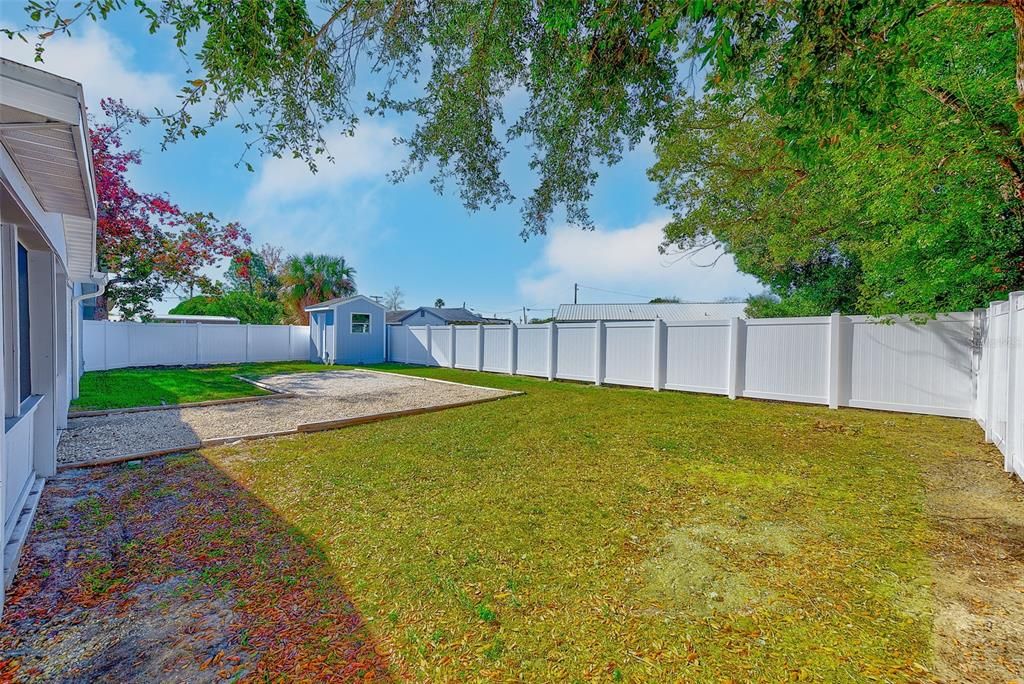 For Sale: $347,900 (3 beds, 3 baths, 1412 Square Feet)