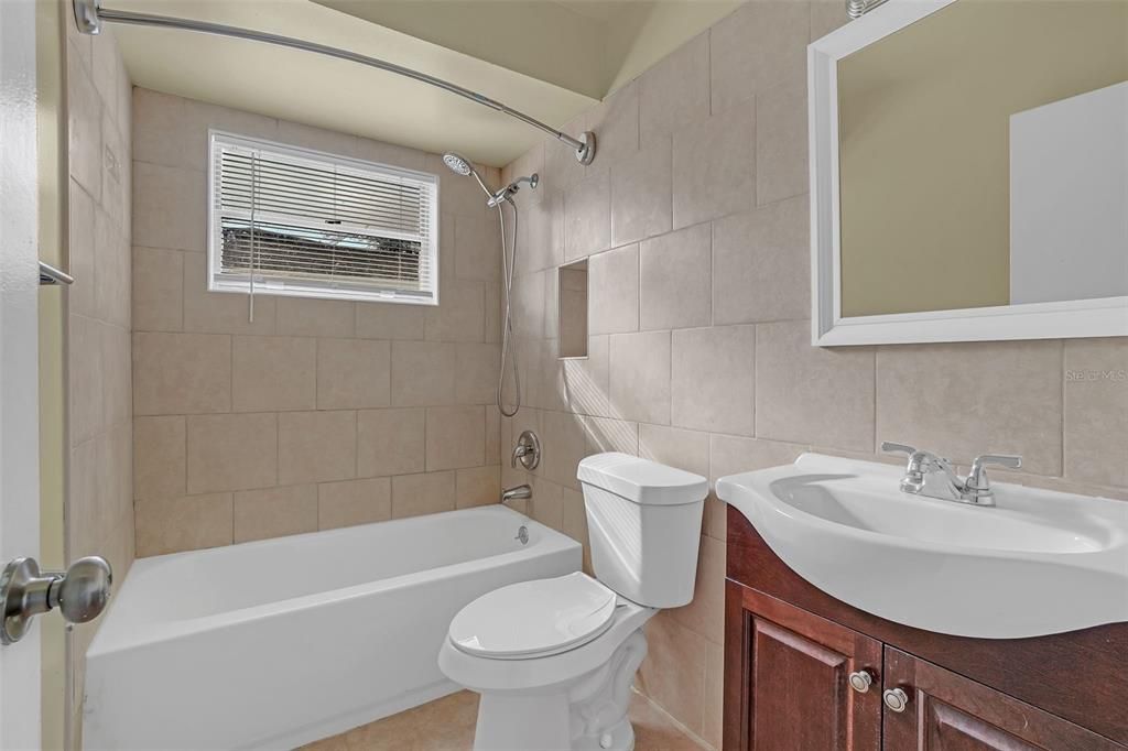 For Sale: $399,900 (4 beds, 2 baths, 1849 Square Feet)