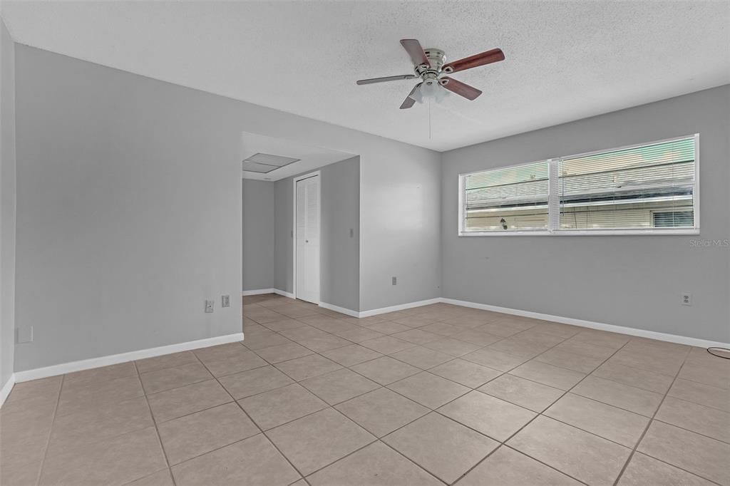 For Sale: $399,900 (4 beds, 2 baths, 1849 Square Feet)