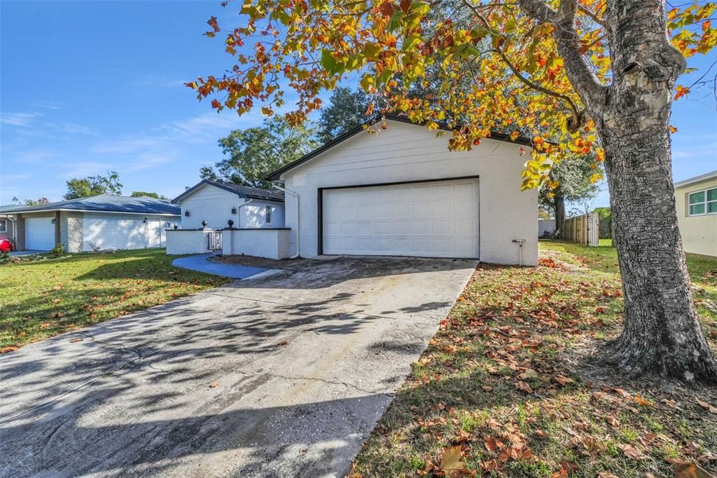 For Sale: $399,900 (4 beds, 2 baths, 1849 Square Feet)