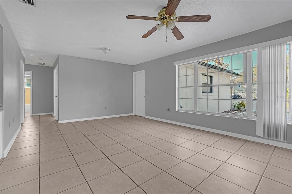 For Sale: $399,900 (4 beds, 2 baths, 1849 Square Feet)