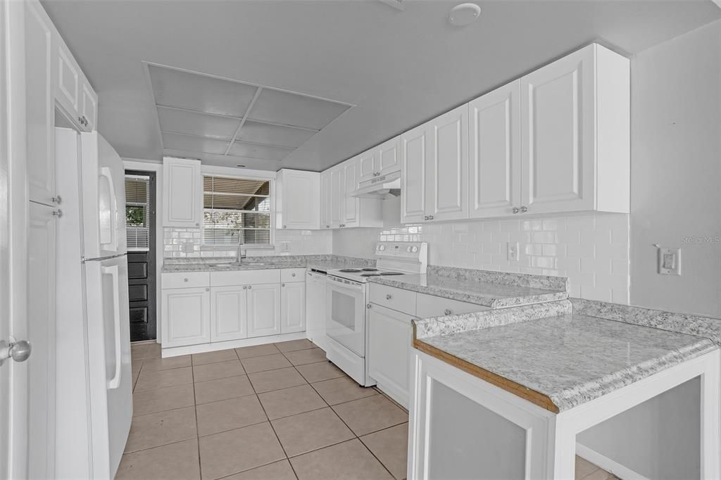 For Sale: $399,900 (4 beds, 2 baths, 1849 Square Feet)