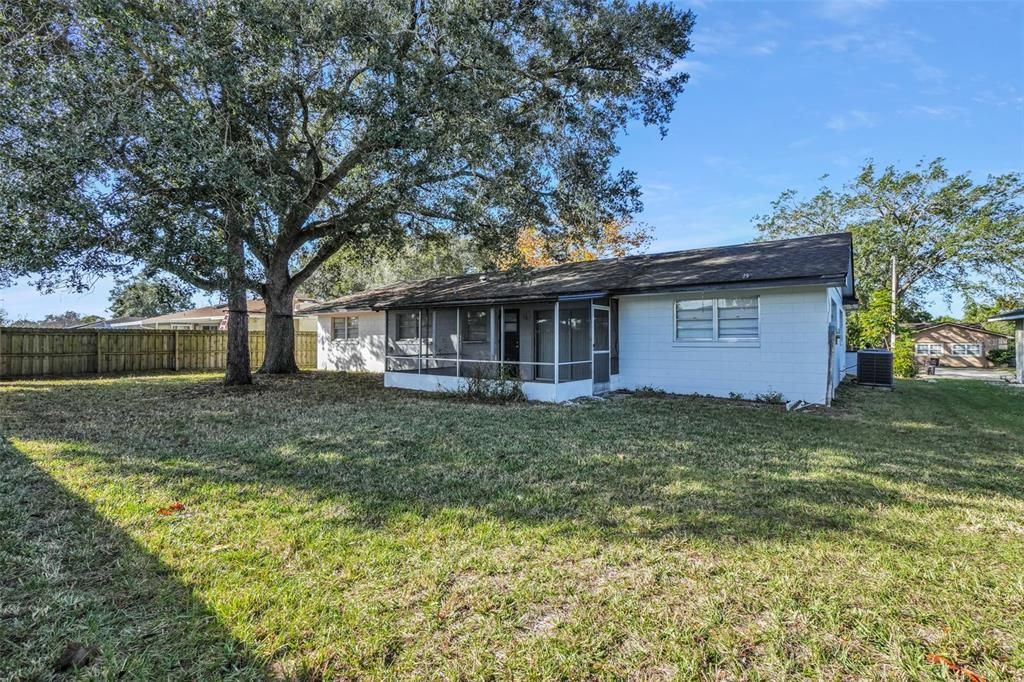 For Sale: $399,900 (4 beds, 2 baths, 1849 Square Feet)