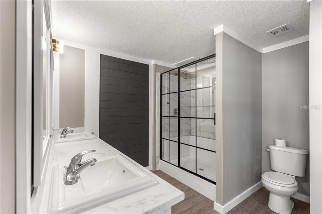 待售: $204,000 (3 贝兹, 2 浴室, 1680 平方英尺)