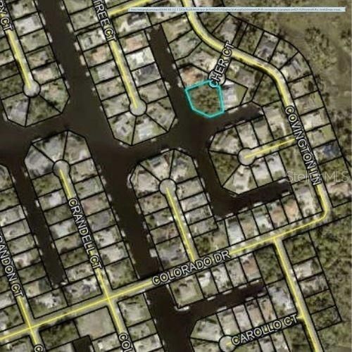 На продажу: $595,000 (0.43 acres)