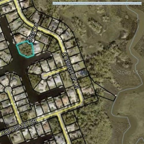 На продажу: $595,000 (0.43 acres)