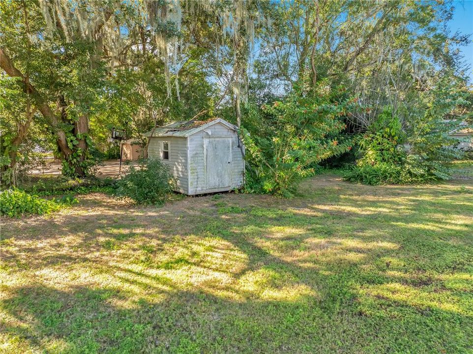 На продажу: $220,000 (2 спален, 2 ванн, 1021 Квадратных фут)