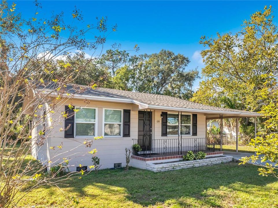 На продажу: $220,000 (2 спален, 2 ванн, 1021 Квадратных фут)