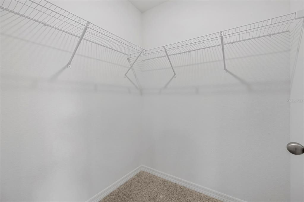 En Venta: $267,990 (3 camas, 2 baños, 1693 Pies cuadrados)