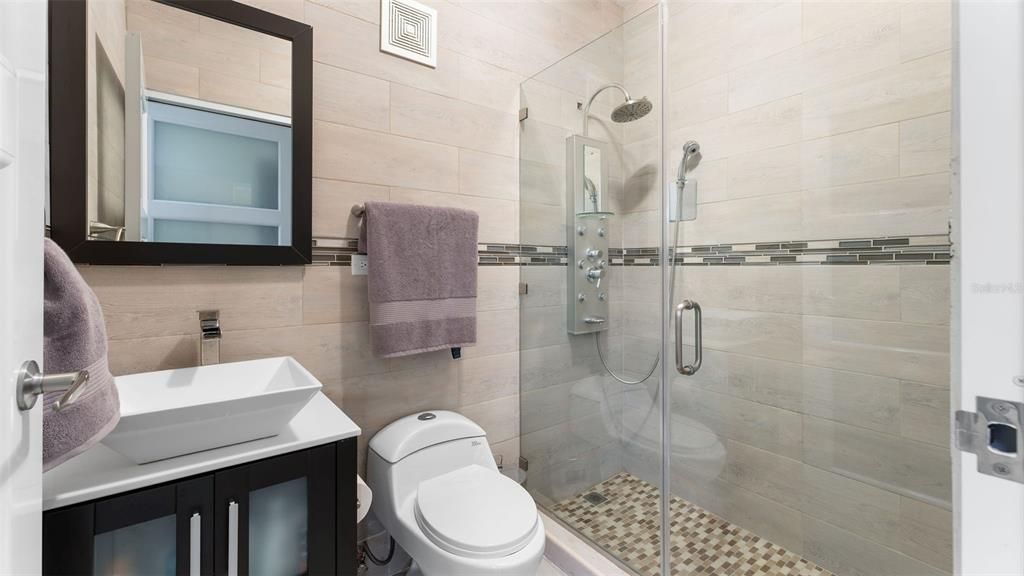 En Venta: $1,500,000 (4 camas, 3 baños, 3500 Pies cuadrados)