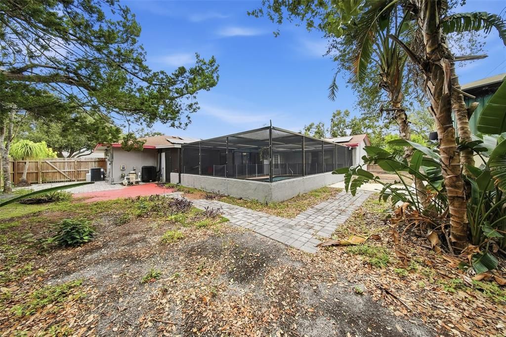 待售: $330,000 (3 贝兹, 3 浴室, 1576 平方英尺)