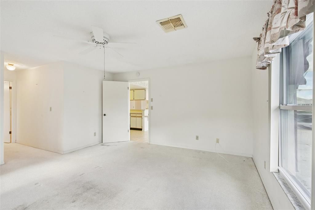 待售: $229,900 (3 贝兹, 2 浴室, 1878 平方英尺)