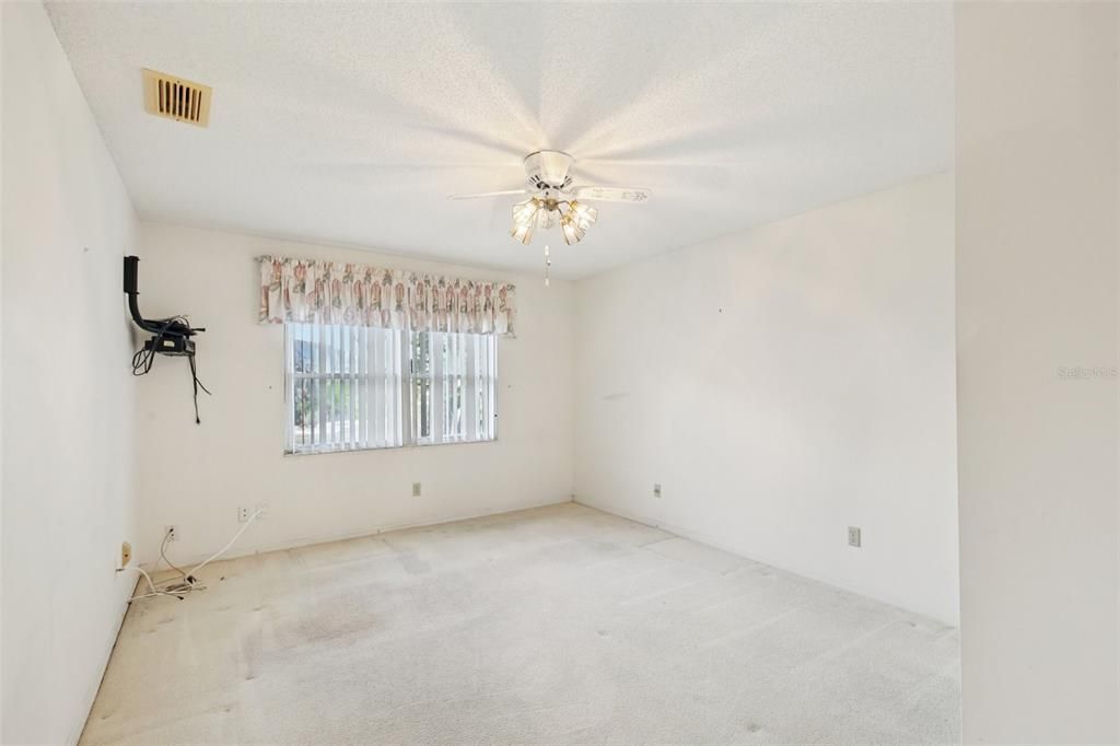 待售: $229,900 (3 贝兹, 2 浴室, 1878 平方英尺)