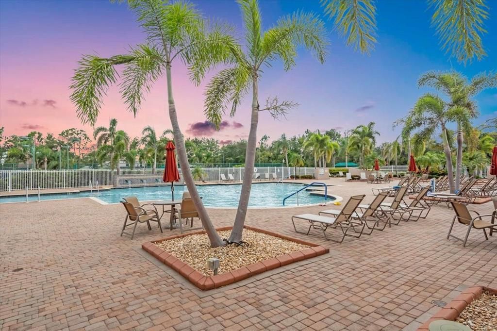 En Venta: $625,000 (3 camas, 2 baños, 2269 Pies cuadrados)