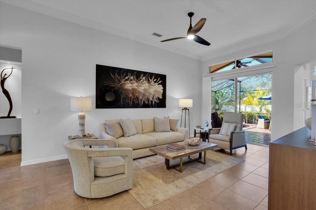 En Venta: $625,000 (3 camas, 2 baños, 2269 Pies cuadrados)