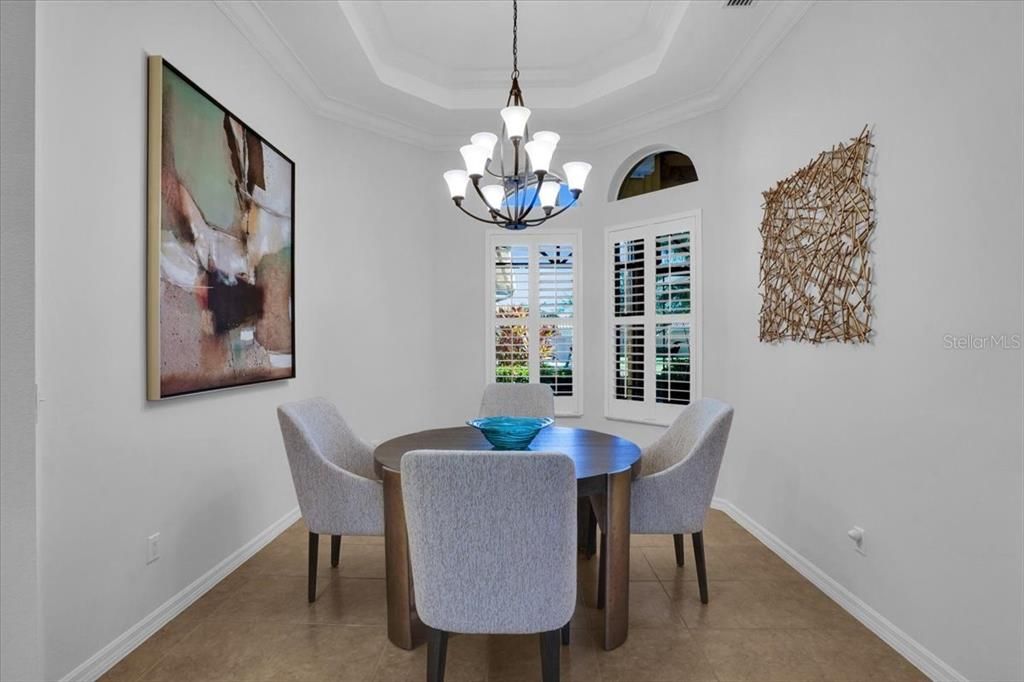 En Venta: $625,000 (3 camas, 2 baños, 2269 Pies cuadrados)