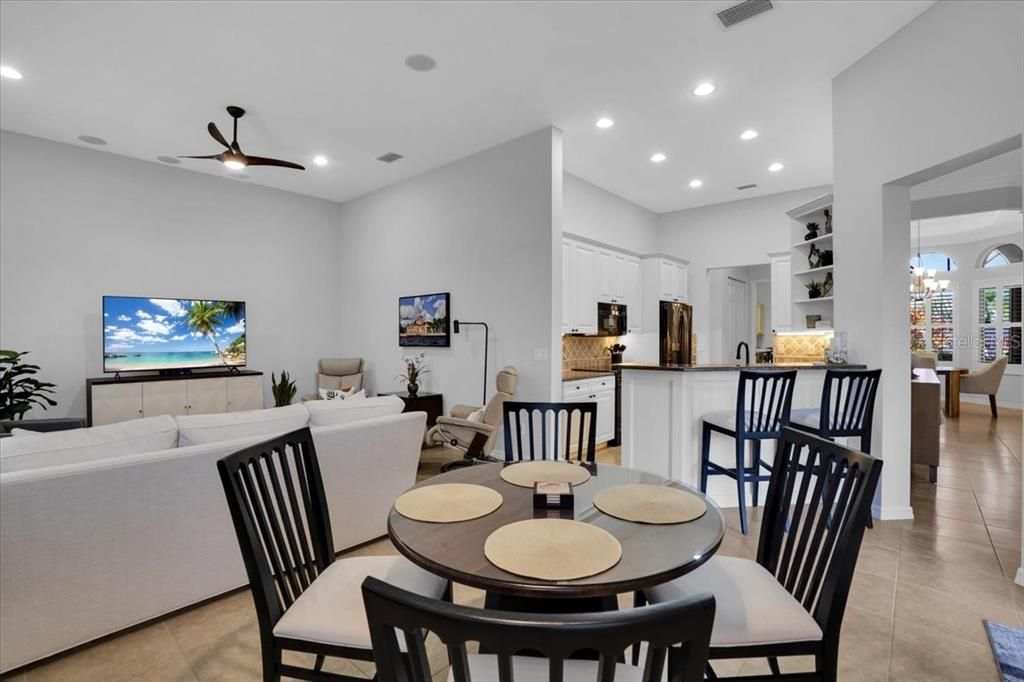 En Venta: $625,000 (3 camas, 2 baños, 2269 Pies cuadrados)