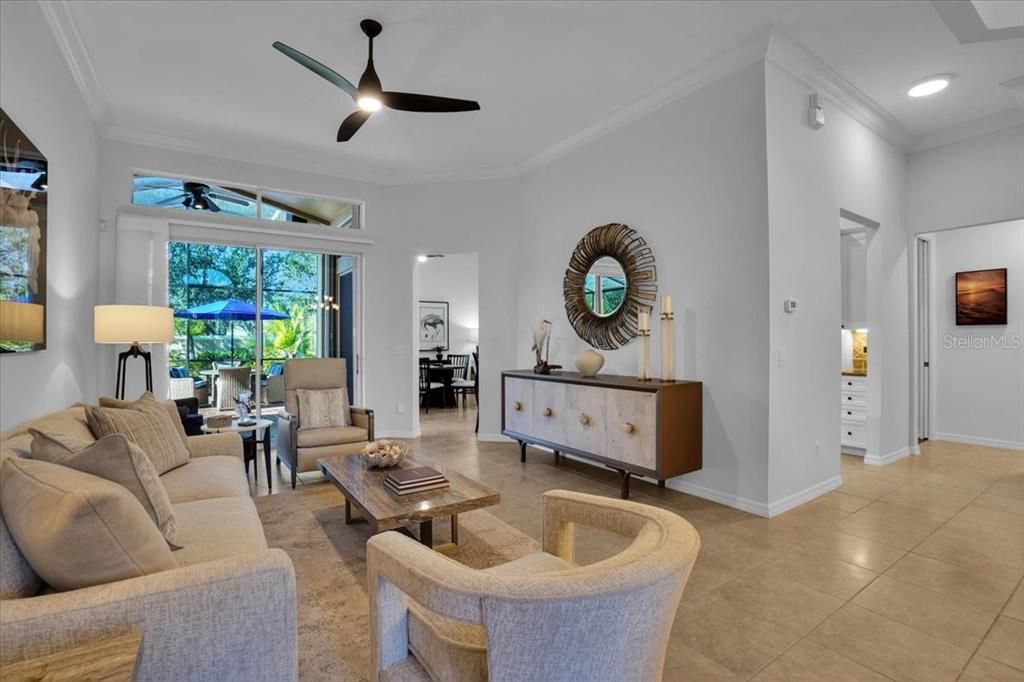 En Venta: $625,000 (3 camas, 2 baños, 2269 Pies cuadrados)