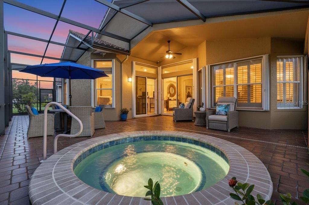 En Venta: $625,000 (3 camas, 2 baños, 2269 Pies cuadrados)