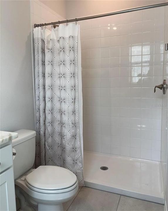 出租: $3,150 (4 贝兹, 3 浴室, 2537 平方英尺)