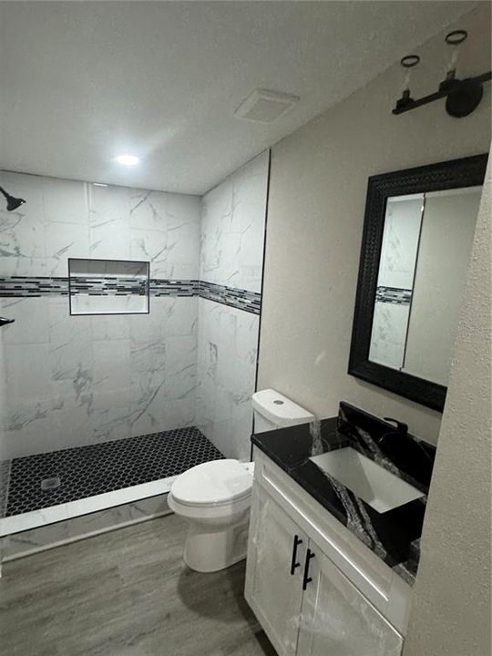 出租: $2,600 (5 贝兹, 2 浴室, 1680 平方英尺)