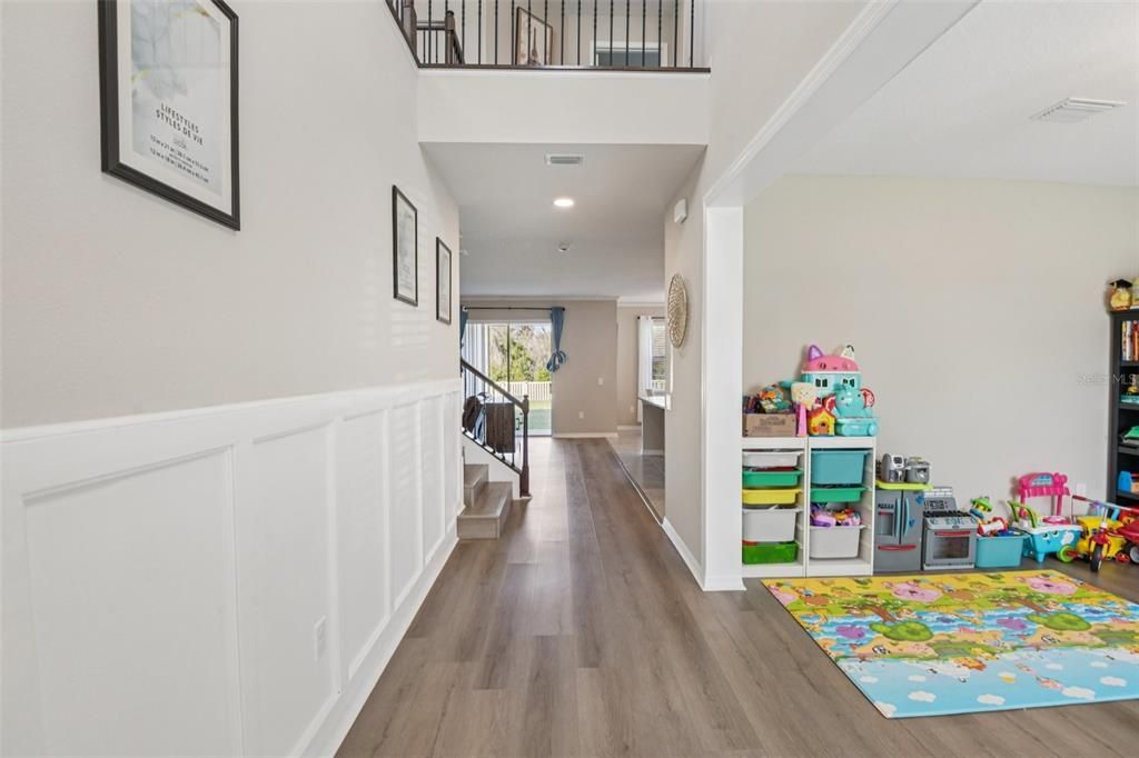 For Sale: $580,000 (5 beds, 3 baths, 3292 Square Feet)