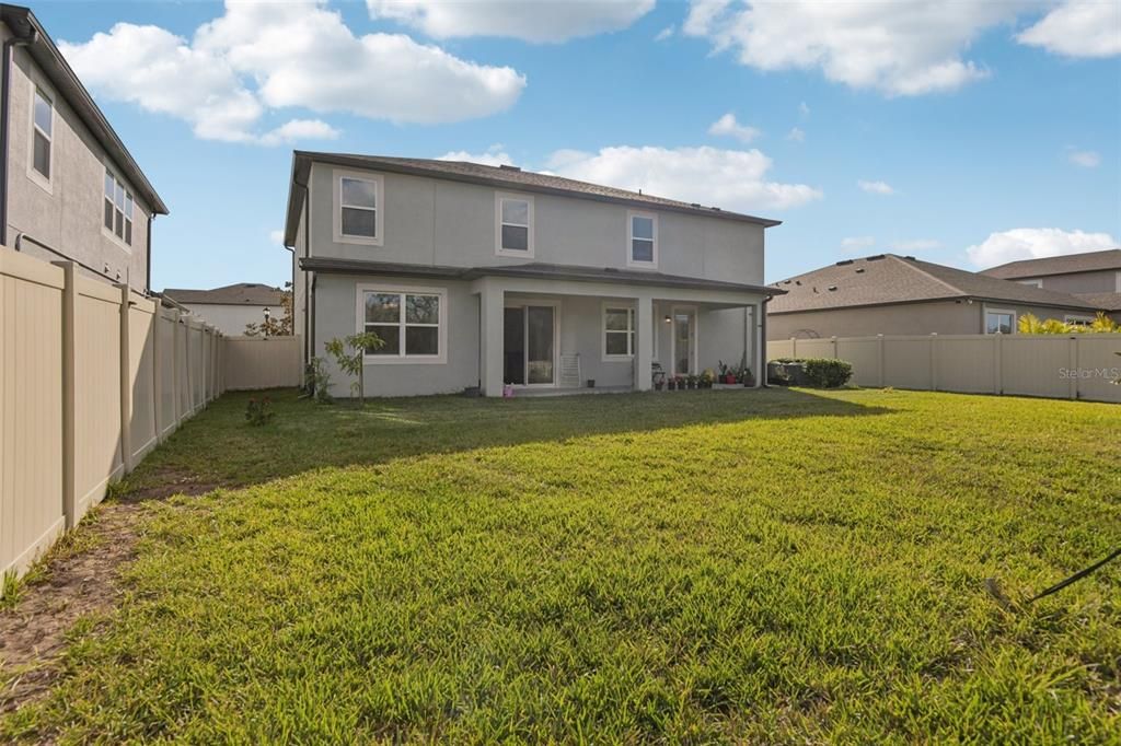 For Sale: $580,000 (5 beds, 3 baths, 3292 Square Feet)