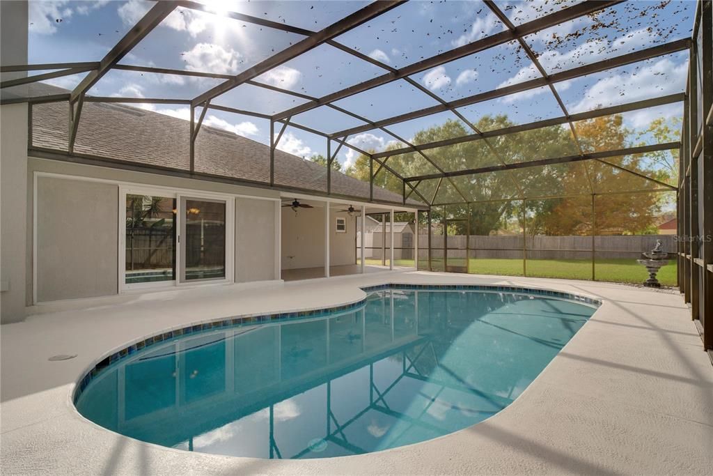 For Sale: $575,000 (3 beds, 2 baths, 2012 Square Feet)