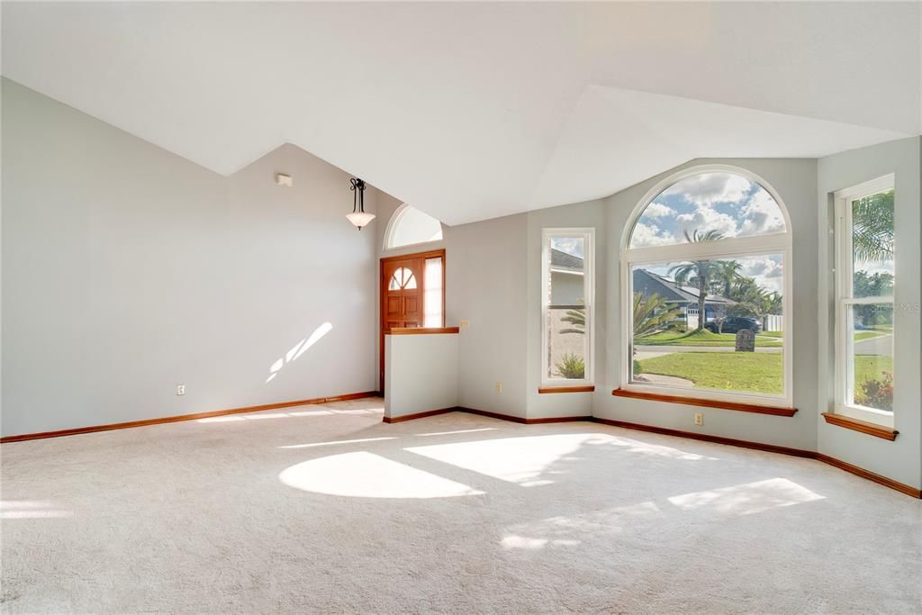 For Sale: $575,000 (3 beds, 2 baths, 2012 Square Feet)