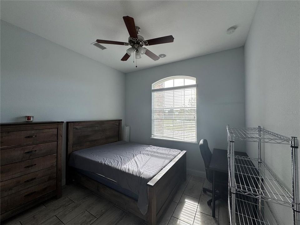 出租: $4,000 (4 贝兹, 4 浴室, 3330 平方英尺)