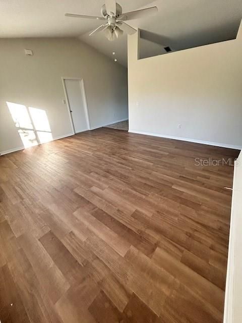 En Venta: $320,000 (3 camas, 2 baños, 1200 Pies cuadrados)