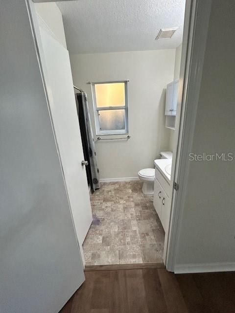 En Venta: $320,000 (3 camas, 2 baños, 1200 Pies cuadrados)