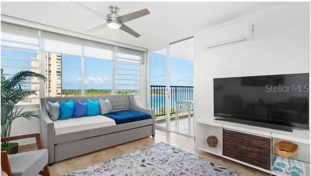 待售: $285,000 (1 贝兹, 1 浴室, 769 平方英尺)