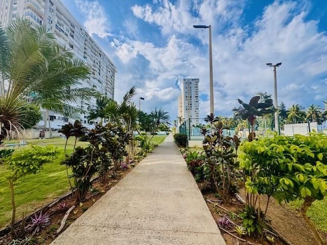 待售: $285,000 (1 贝兹, 1 浴室, 769 平方英尺)