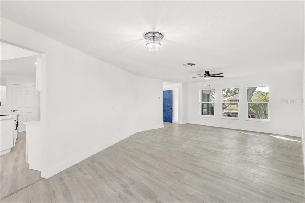 For Sale: $549,900 (3 beds, 2 baths, 1950 Square Feet)