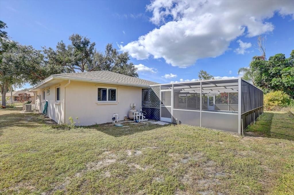 For Sale: $549,900 (3 beds, 2 baths, 1950 Square Feet)