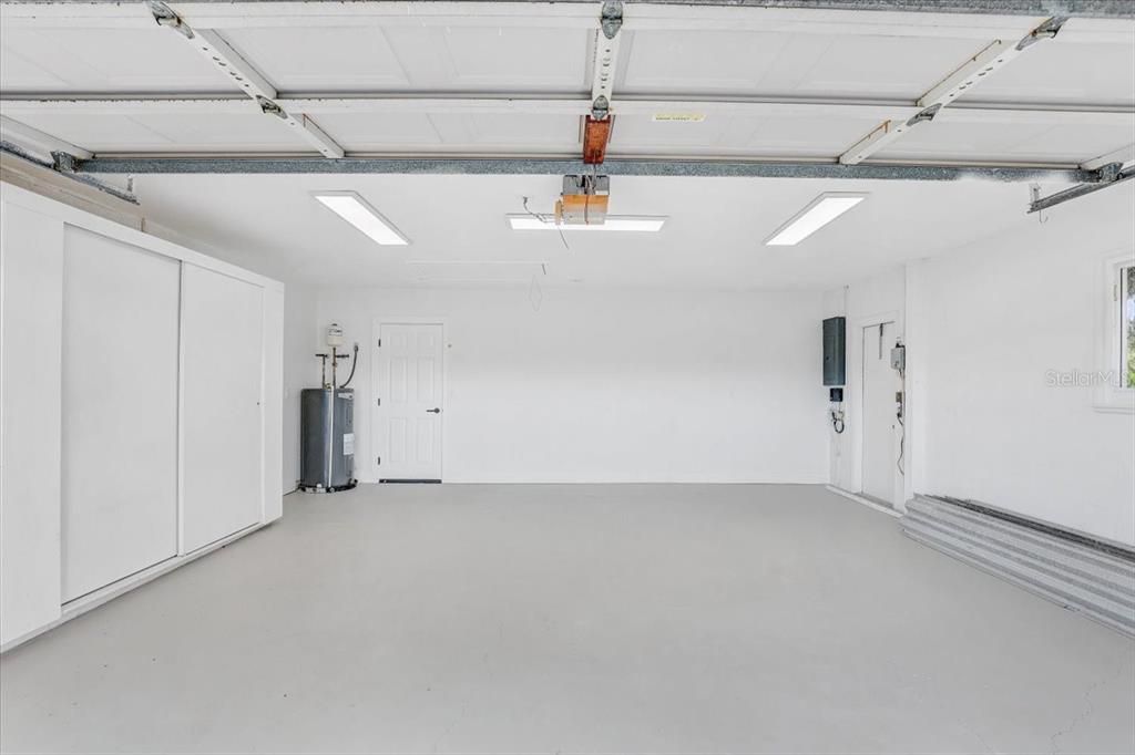 For Sale: $549,900 (3 beds, 2 baths, 1950 Square Feet)