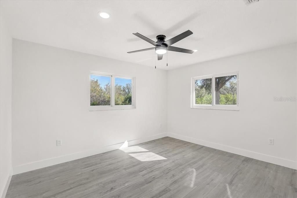 For Sale: $549,900 (3 beds, 2 baths, 1950 Square Feet)