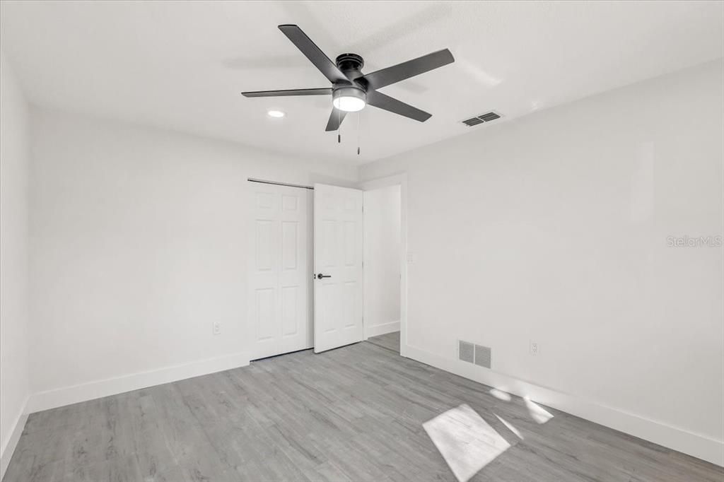 For Sale: $549,900 (3 beds, 2 baths, 1950 Square Feet)