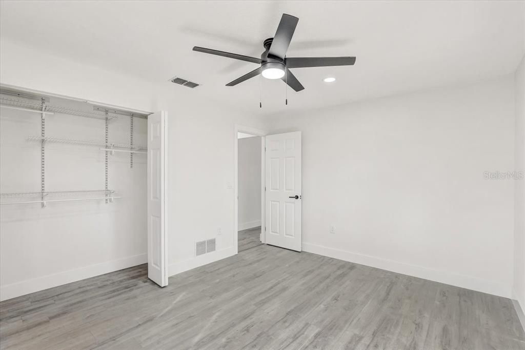 For Sale: $549,900 (3 beds, 2 baths, 1950 Square Feet)