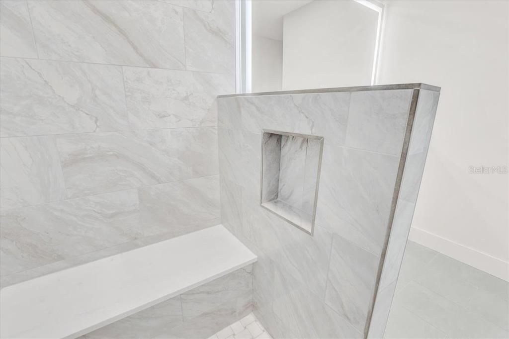 For Sale: $549,900 (3 beds, 2 baths, 1950 Square Feet)