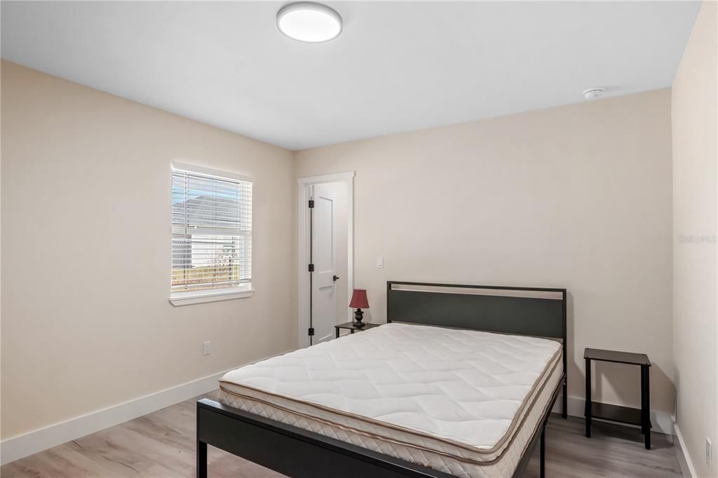 For Sale: $319,000 (4 beds, 0 baths, 1872 Square Feet)