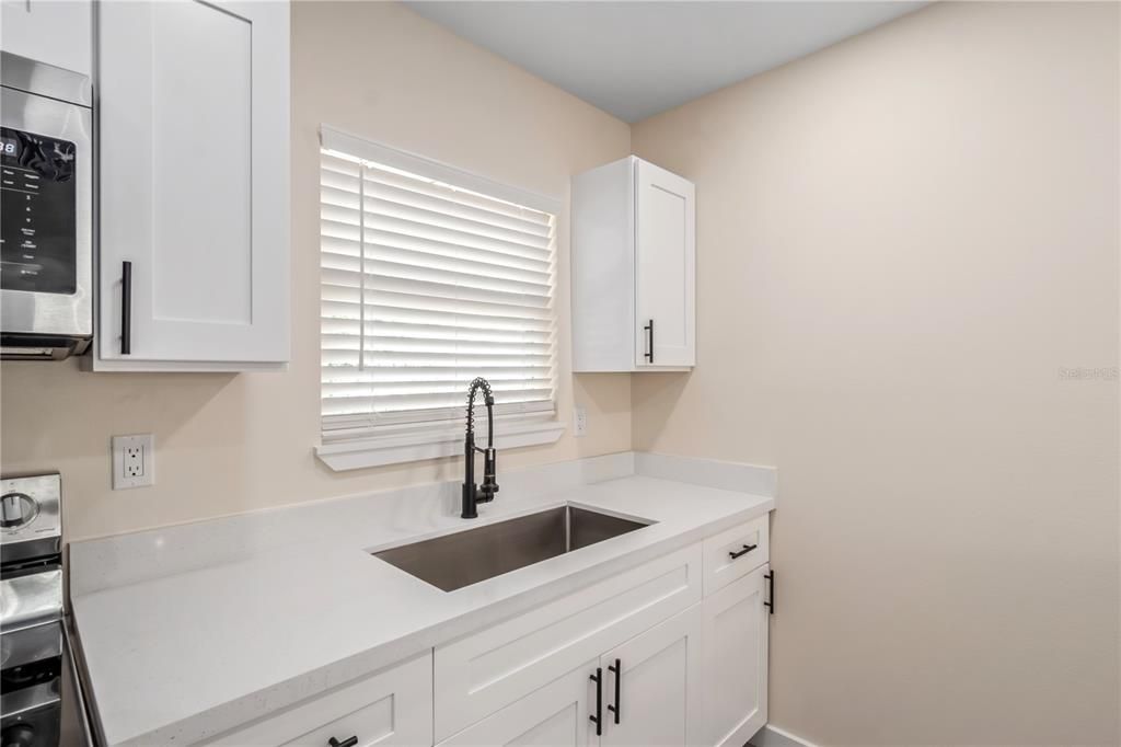 For Sale: $319,000 (4 beds, 0 baths, 1872 Square Feet)