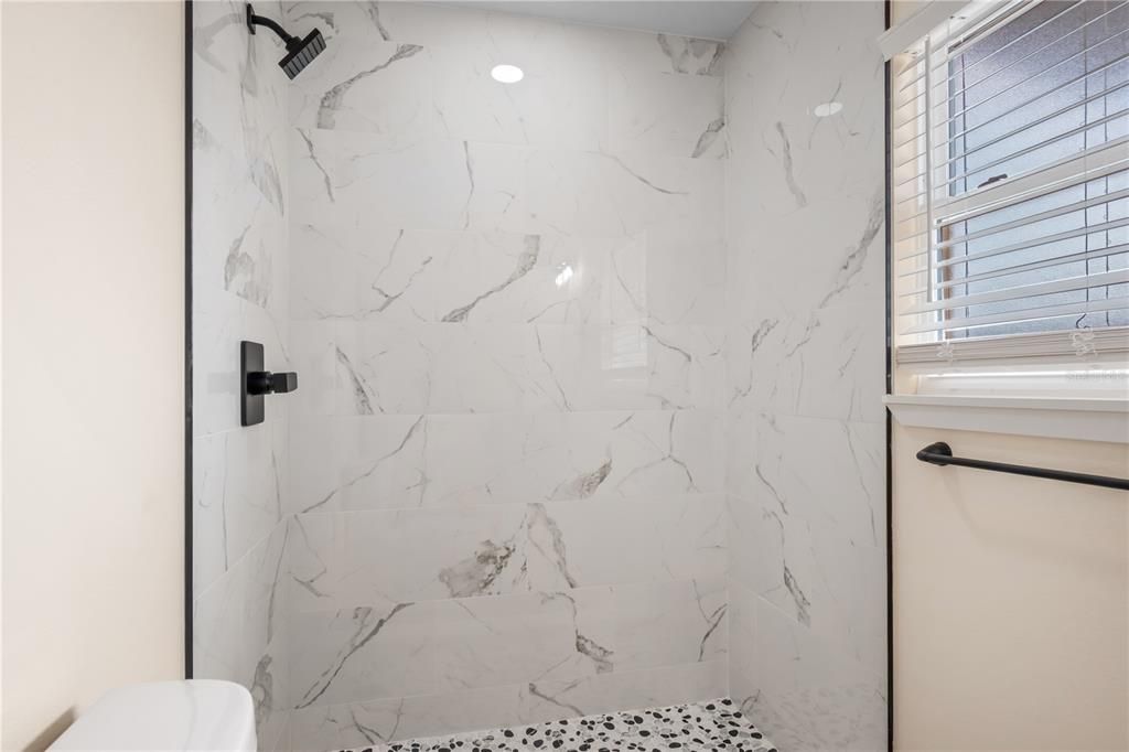 For Sale: $319,000 (4 beds, 0 baths, 1872 Square Feet)