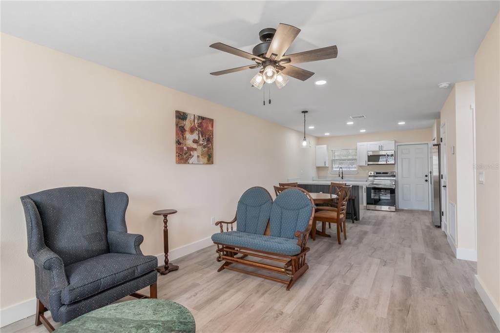 For Sale: $319,000 (4 beds, 0 baths, 1872 Square Feet)