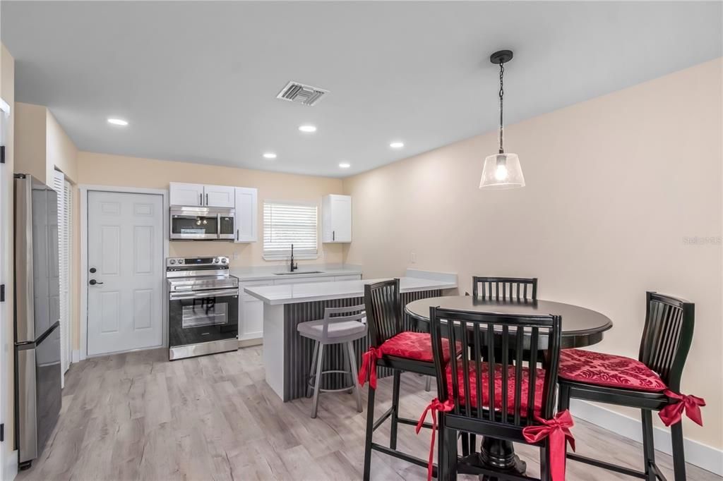 For Sale: $319,000 (4 beds, 0 baths, 1872 Square Feet)