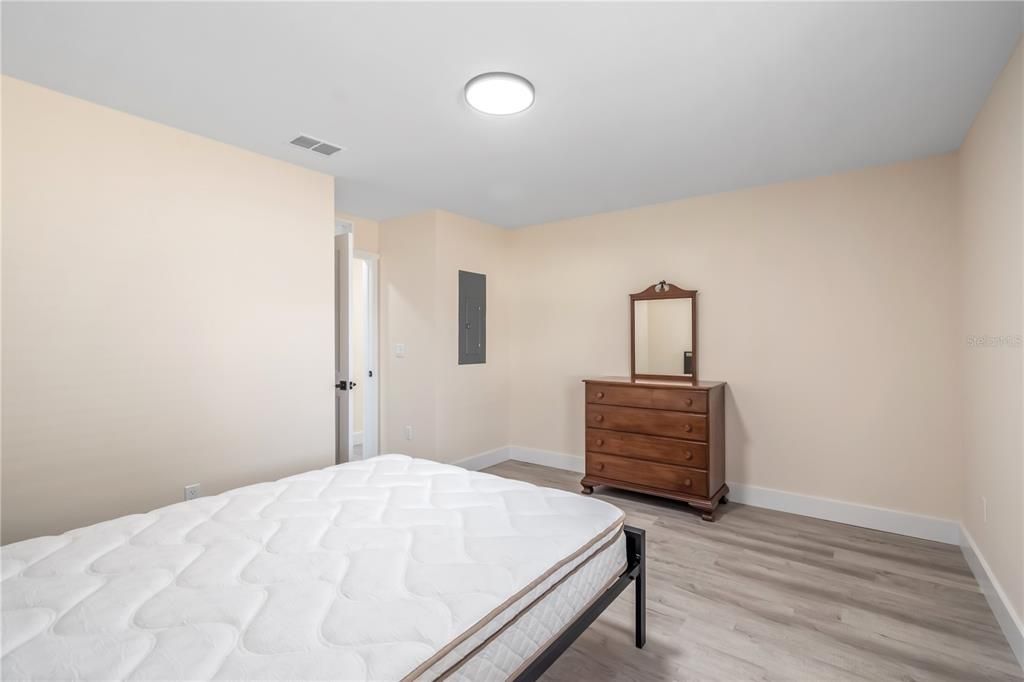 For Sale: $319,000 (4 beds, 0 baths, 1872 Square Feet)