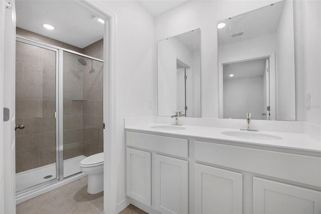 En Venta: $279,990 (3 camas, 2 baños, 1663 Pies cuadrados)