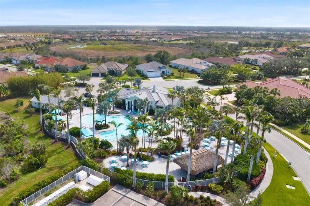 For Sale: $399,900 (3 beds, 2 baths, 2276 Square Feet)