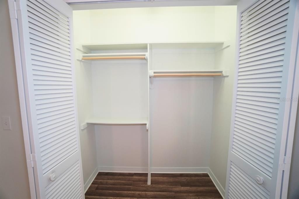 For Sale: $399,900 (3 beds, 2 baths, 2276 Square Feet)